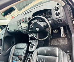 2010 Volkswagen Tiguan - Image 6/10