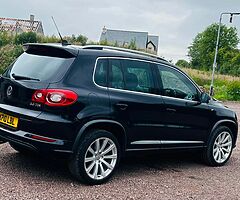 2010 Volkswagen Tiguan - Image 7/10