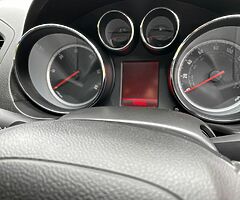 Opel insignia 2.0cdti 2012 - Image 4/4