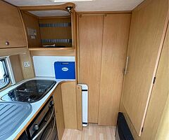 Bailey Lightweight MINT Fix Bed Caravan For Sale - Image 8/10