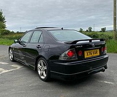 2000 Lexus IS 200 - Image 5/10