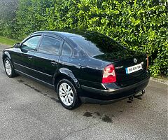 2005 Volkswagen  Passat