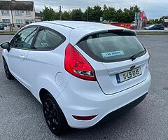 2011 Ford Fiesta 90K Miles - Image 3/8