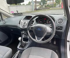 2011 Ford Fiesta 90K Miles - Image 4/8