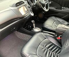 2011 Honda Fit Petrol Automatic LOW KMS - Image 10/10