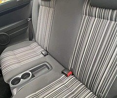 Car - Image 4/6