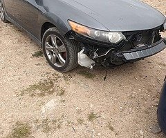 Breaking 2009 Honda accord