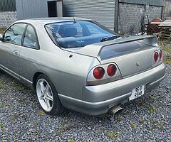 Nissan Skyline r33