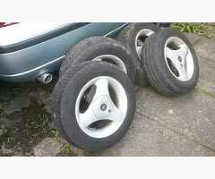Tri spokes 4x100 and mk4 golf sideskirts (5door)
