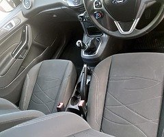 Ford fiesta - Image 4/8