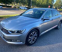2018 Volkswagen Passat - Image 8/10