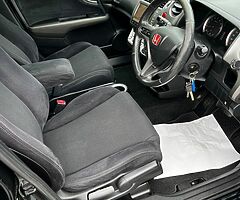 Honda Stream RSZ 1.8 Auto 7 seat..NEW NCT - Image 4/10