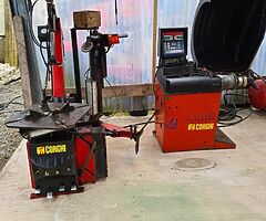 Corghi Tyre Changer & Electronic Wheel Balancer
