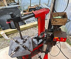 Corghi Tyre Changer & Electronic Wheel Balancer