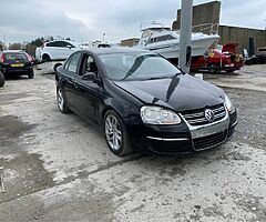 2023 Volkswagen Jetta - Image 5/6