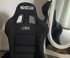 Sparco fixed back and sabelt side mounts