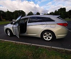 Hyundai i40 estate - Image 6/10
