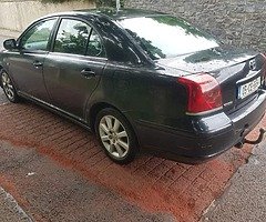 2005 Toyota Avensis