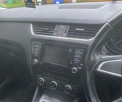 Car - Image 3/4