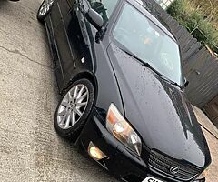 Lexus is200 se