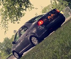 Side skirts