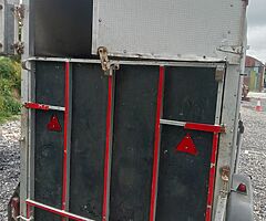 Horse box - Image 3/5