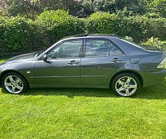 Lexus is200 - Image 5/7