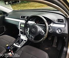 VOLKSWAGEN PASSAT 2014 - Image 3/10