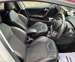 2016 Peugeot 208 1.2 automatic - Image 5/10