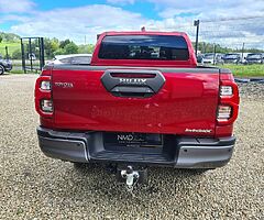 2022 Toyota Hilux - Image 10/10