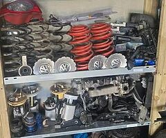 Vw passat b6"s & mk5 golfs breaking