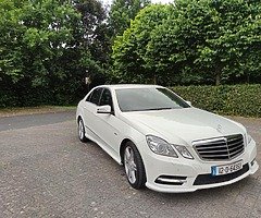 MERCEDES BENZ 2012 E220 D AMG LOW MILEAGE