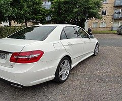 MERCEDES BENZ 2012 E220 D AMG LOW MILEAGE - Image 3/10