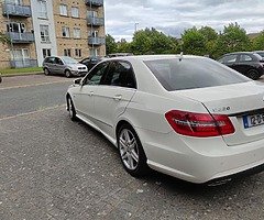 MERCEDES BENZ 2012 E220 D AMG LOW MILEAGE - Image 4/10