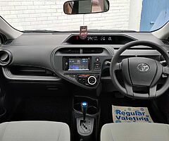 182 Toyota Aqua Self Charging Hybrid - Image 6/10