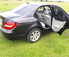 Mercedes benz c220 executive premium plus - Image 10/10