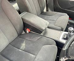 08 Passat 1.6 petrol - Image 6/9