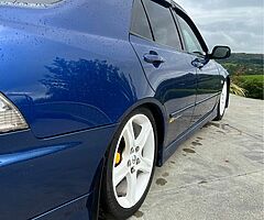 2002 Lexus IS 200 - Image 6/10