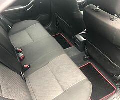 Toyota Avensis - Image 4/6