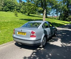 2004 Volkswagen Passat - Image 4/6
