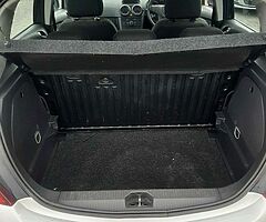 Opel corsa 1.2 petrol - Image 4/8