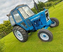 Ford 4600 with brown tax book - Image 6/8