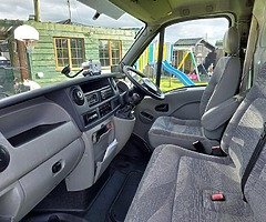 Campervan with Awning 2006 - Image 4/10
