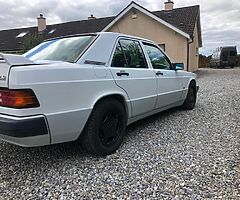 Mercedes 190E. 1992 - Image 3/10