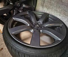 Genuine staggered r35 wheels - Image 4/5
