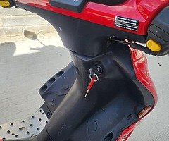 2005 peugeot moped - Image 3/4