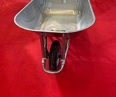 Wheel barrow - Image 4/5