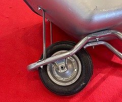 Wheel barrow - Image 5/5
