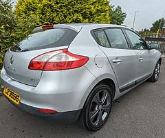 2012 Renault MEGANE 1.5 DCI LOW MILES £30 TAX - Image 4/10