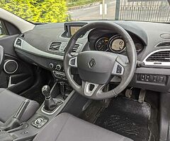 2012 Renault MEGANE 1.5 DCI LOW MILES £30 TAX - Image 9/10